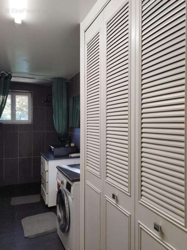 Charente, proche La Rochefoucauld, maison 200 m², piscine couverte avec terrain 5529 m² - photo 9