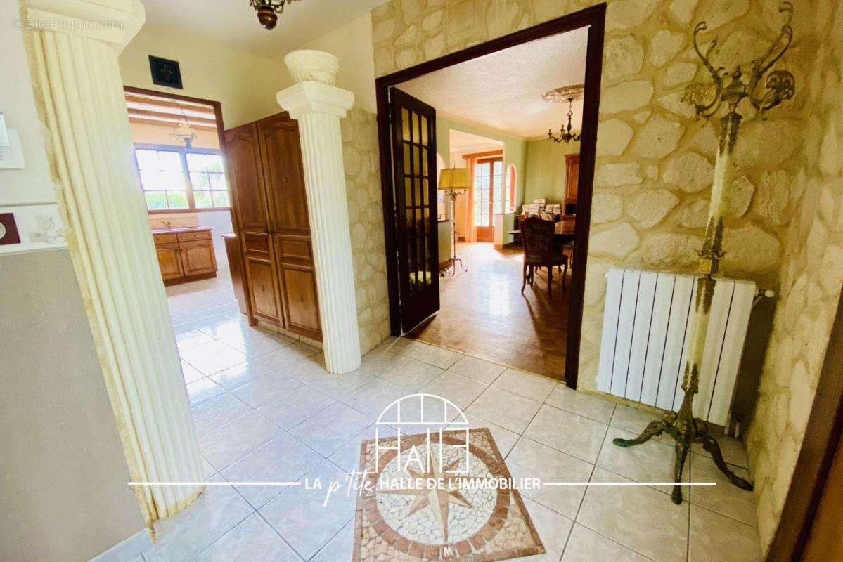 Maison à VERNEUIL-SUR-VIENNE