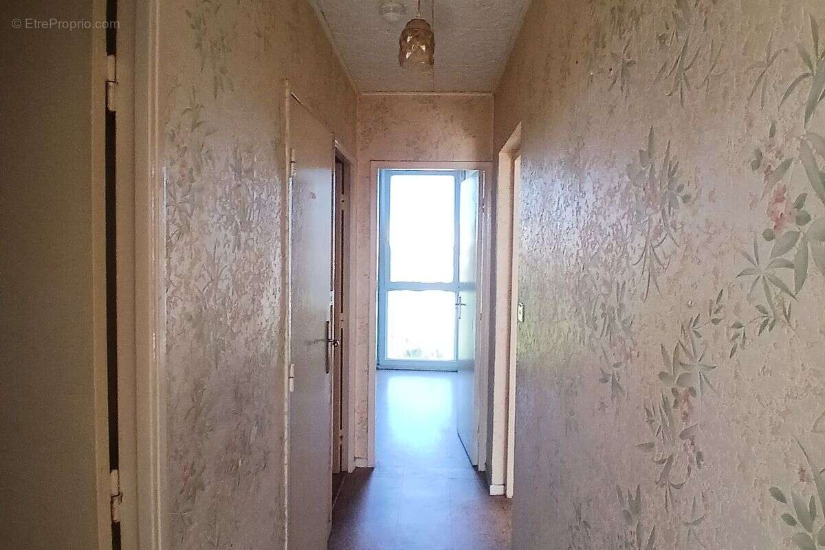Appartement à MARSEILLE-10E