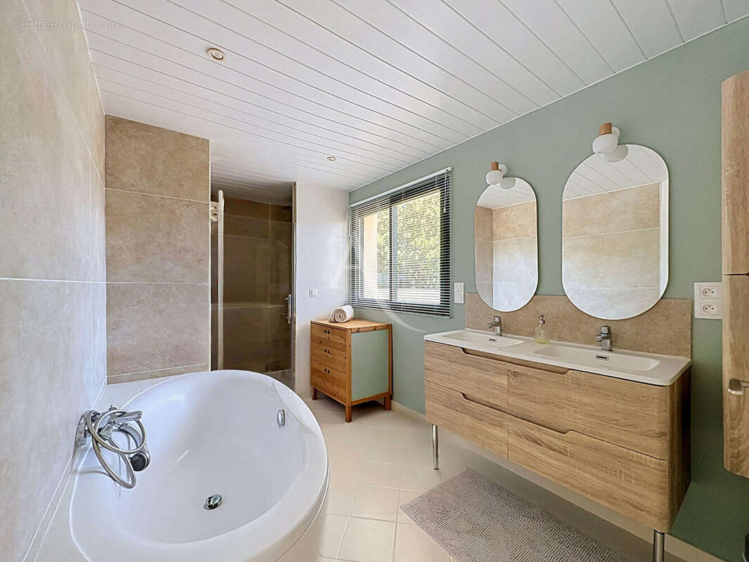 SAINT MARS DU DESERT Maison Familiale 162 m² (4 chambres) - photo 7