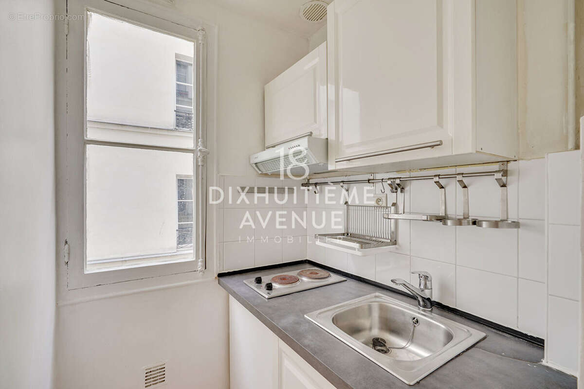 Appartement à PARIS-18E