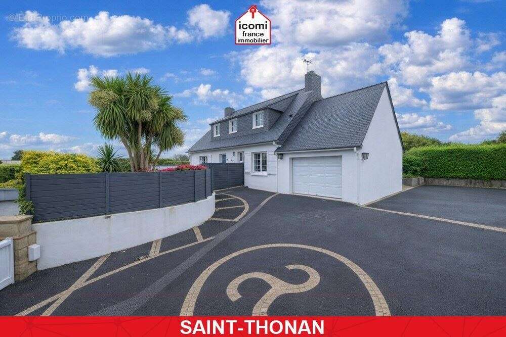 Maison à SAINT-THONAN