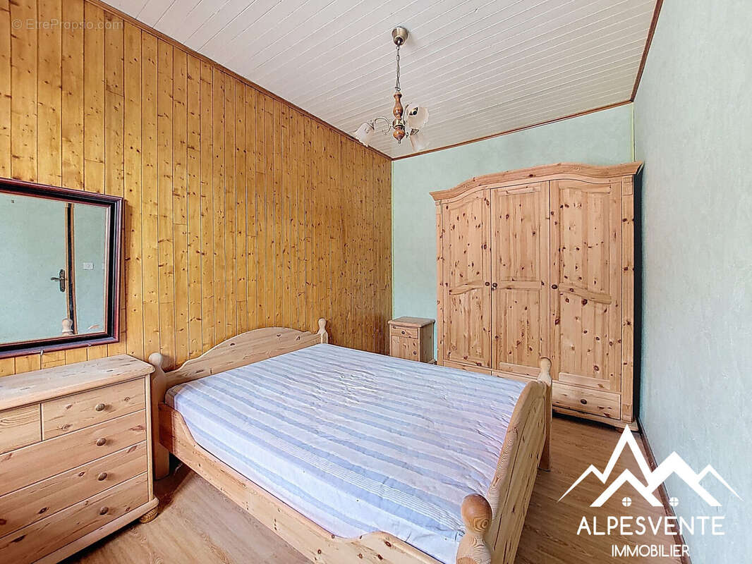 Appartement à LULLIN