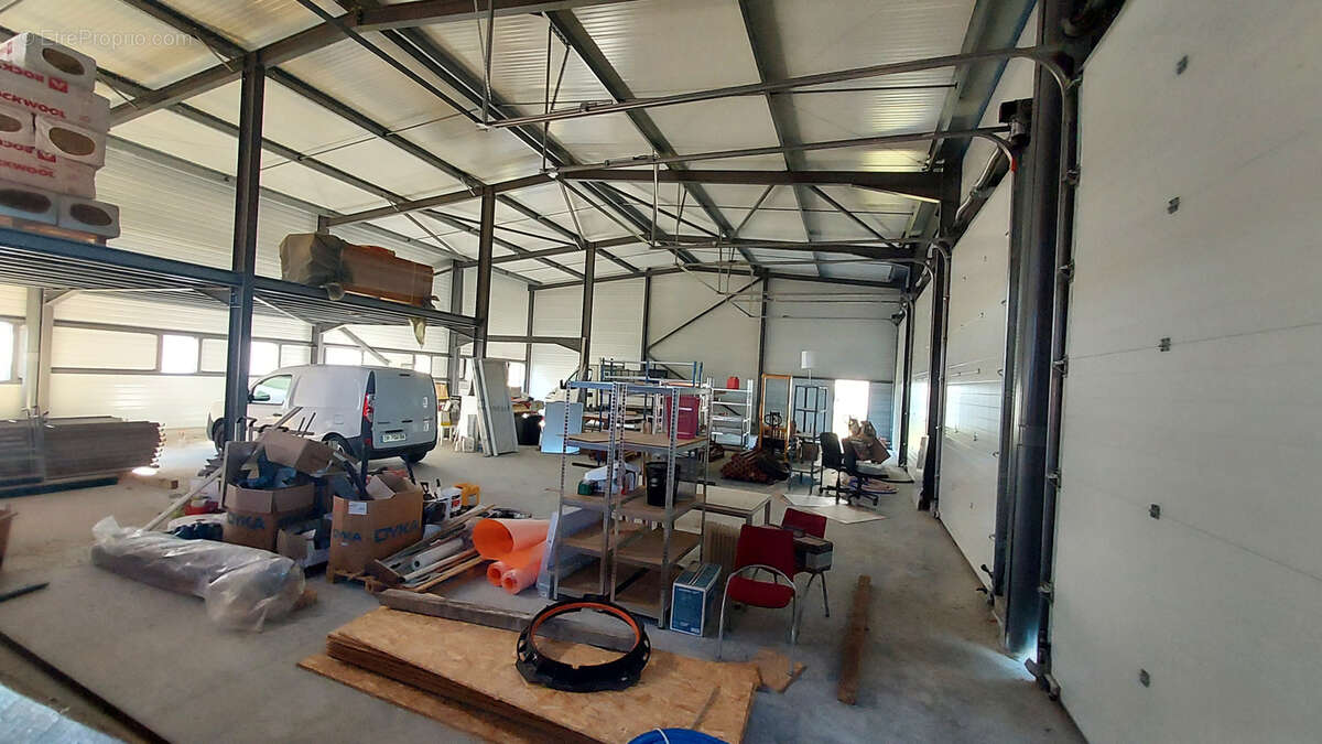 Commerce à MIREMONT