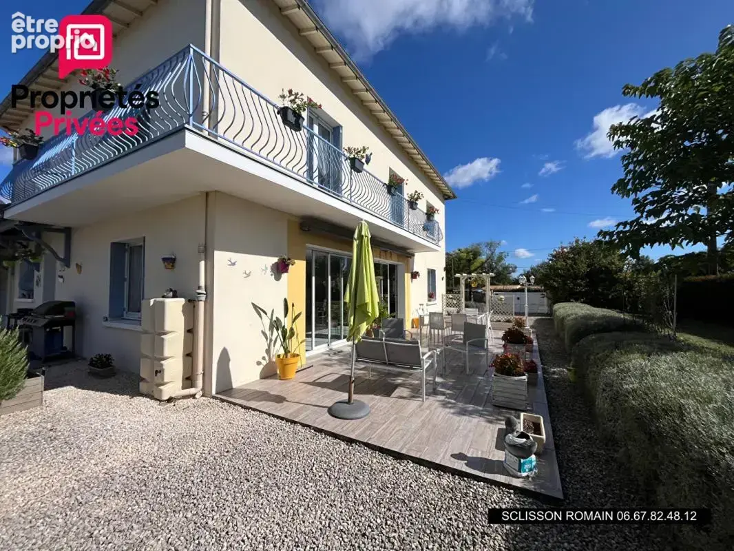 Grande maison familiale 215 m² - 5 chambres - terrain 1 156 m² - meursac - photo 9