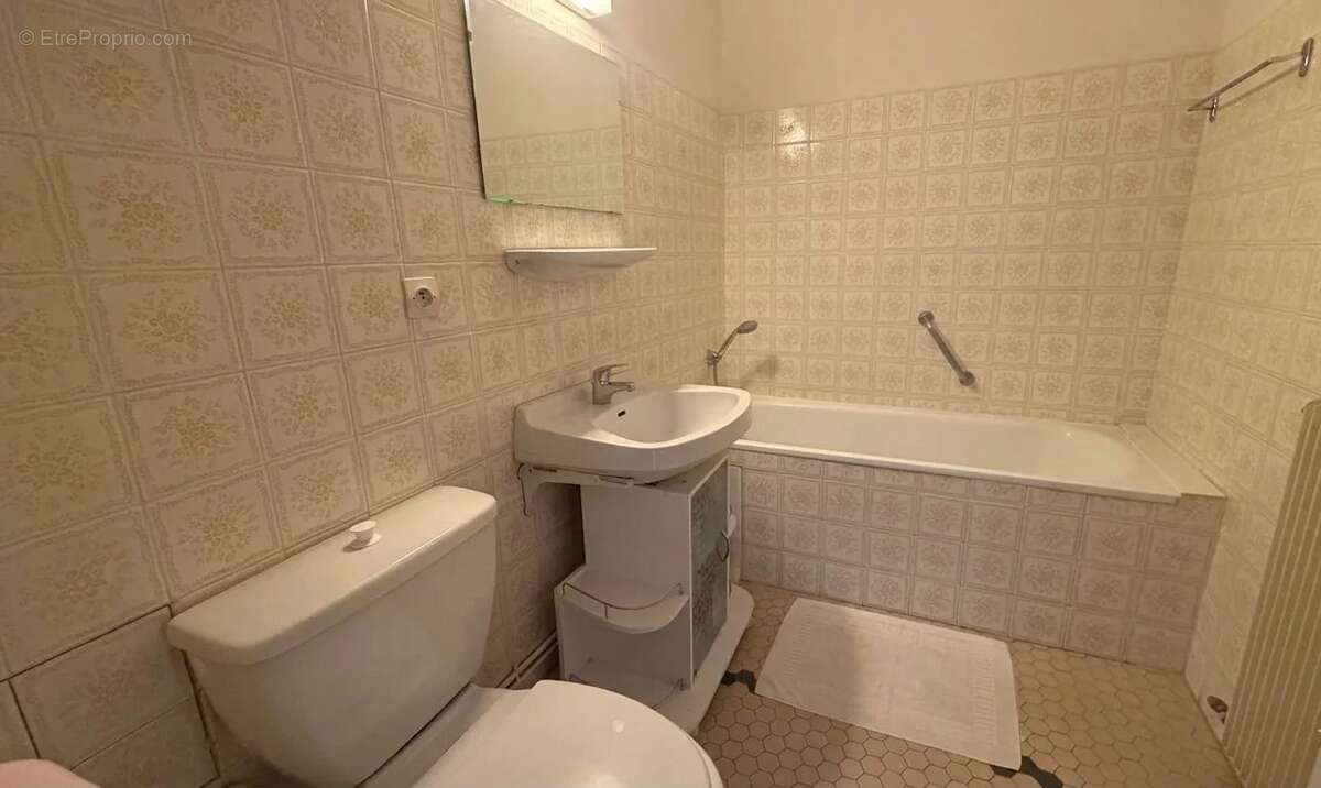 Appartement à VALLAURIS