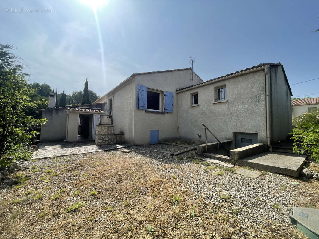 Maison à SAINT-BAUZILLE-DE-LA-SYLVE