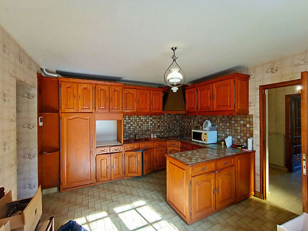 Maison à PLOUGOUMELEN