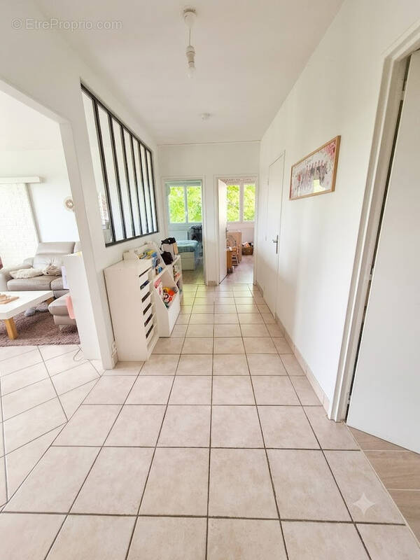 Appartement à BEYNES