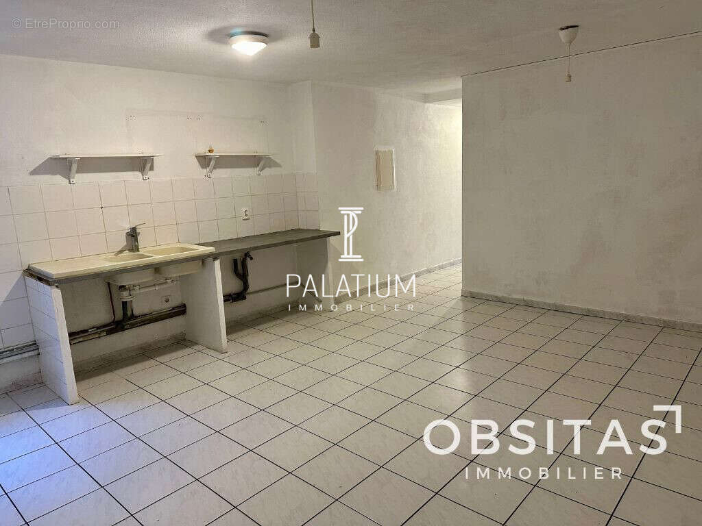 Appartement à FORCALQUIER