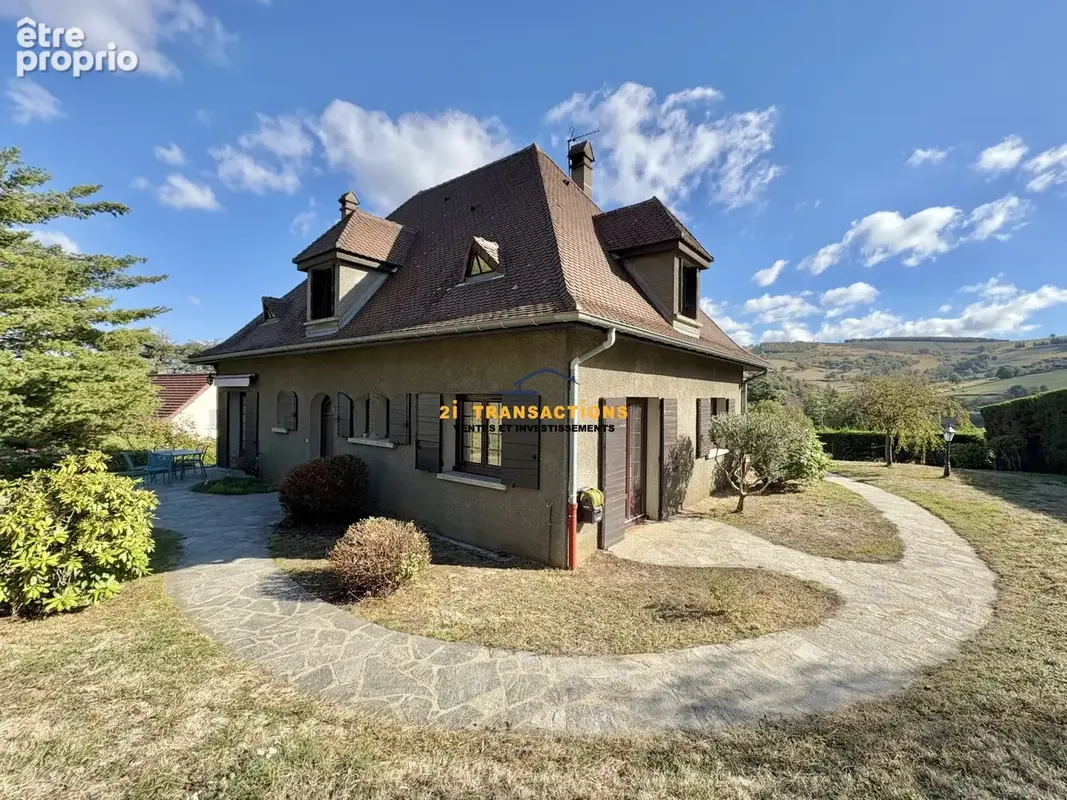 Photo Maison à Saint-Paul-En-Jarez au prix de 349 000€