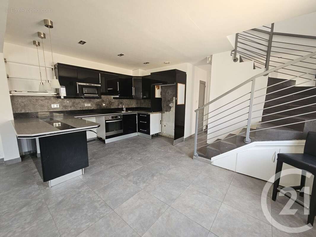 Maison 94 m² à Villeneuve-Loubet  - photo 10