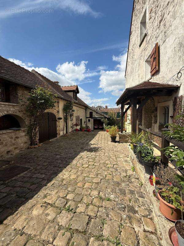 Maison à LIZY-SUR-OURCQ