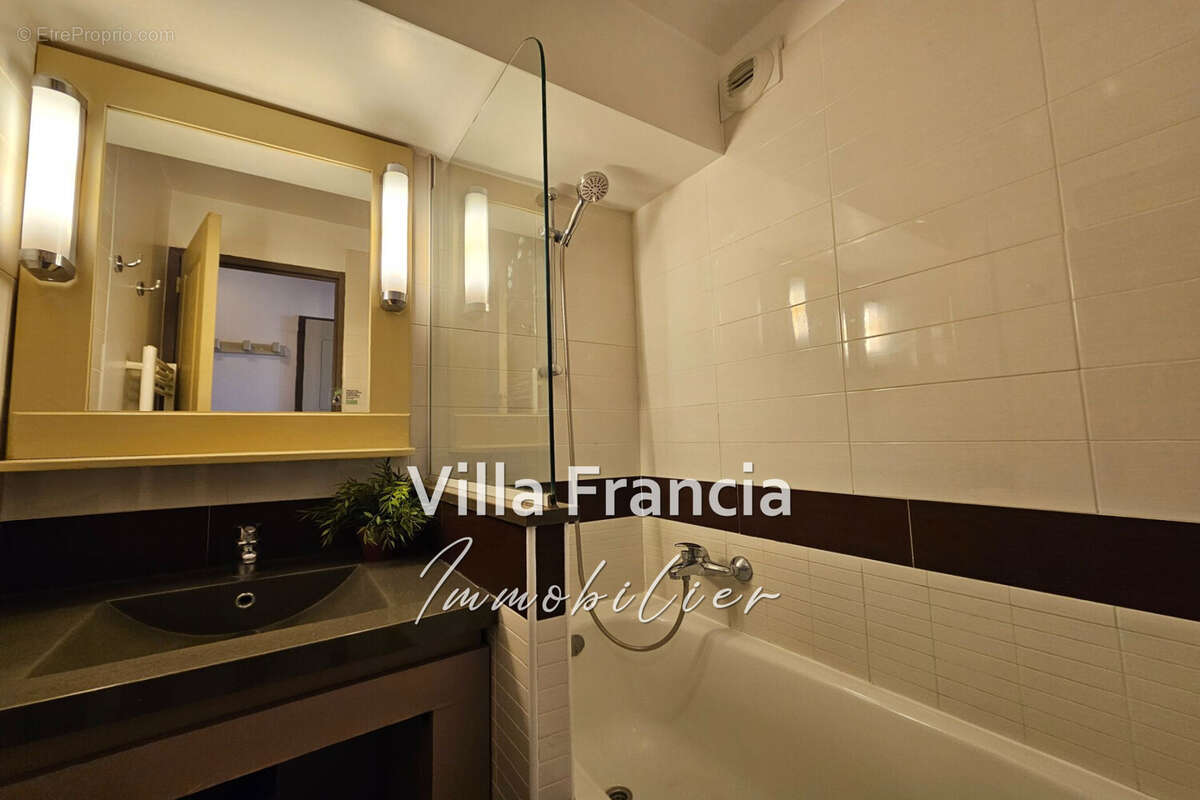 Appartement à SAINT-RAPHAEL