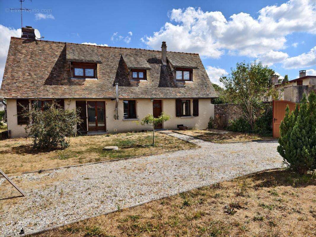 Maison 102 m² à Le Plessis-Hebert  - photo 13