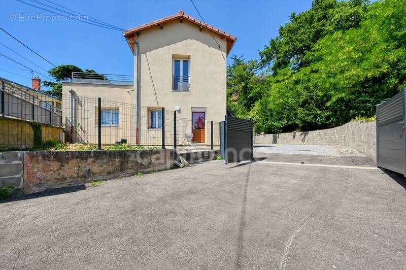 Maison à GIVORS
