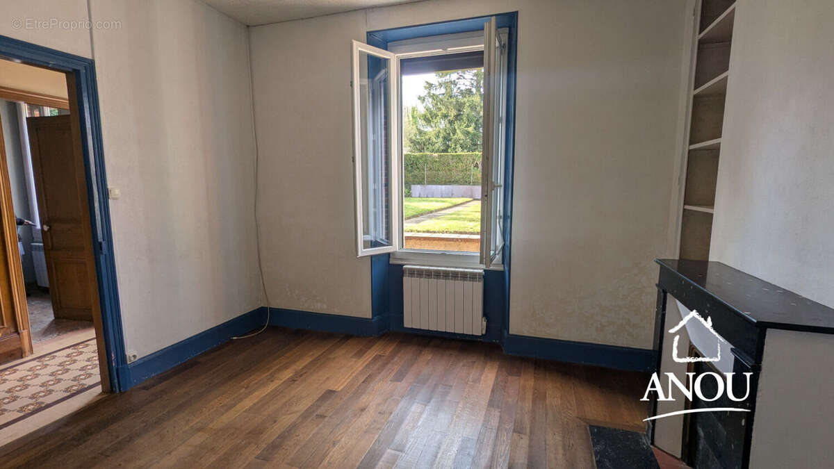 Maison à BROU