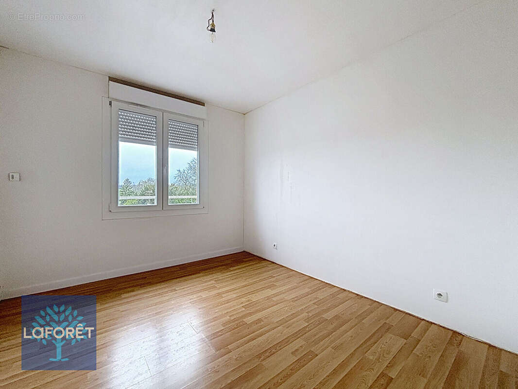 Appartement à FOUGERES