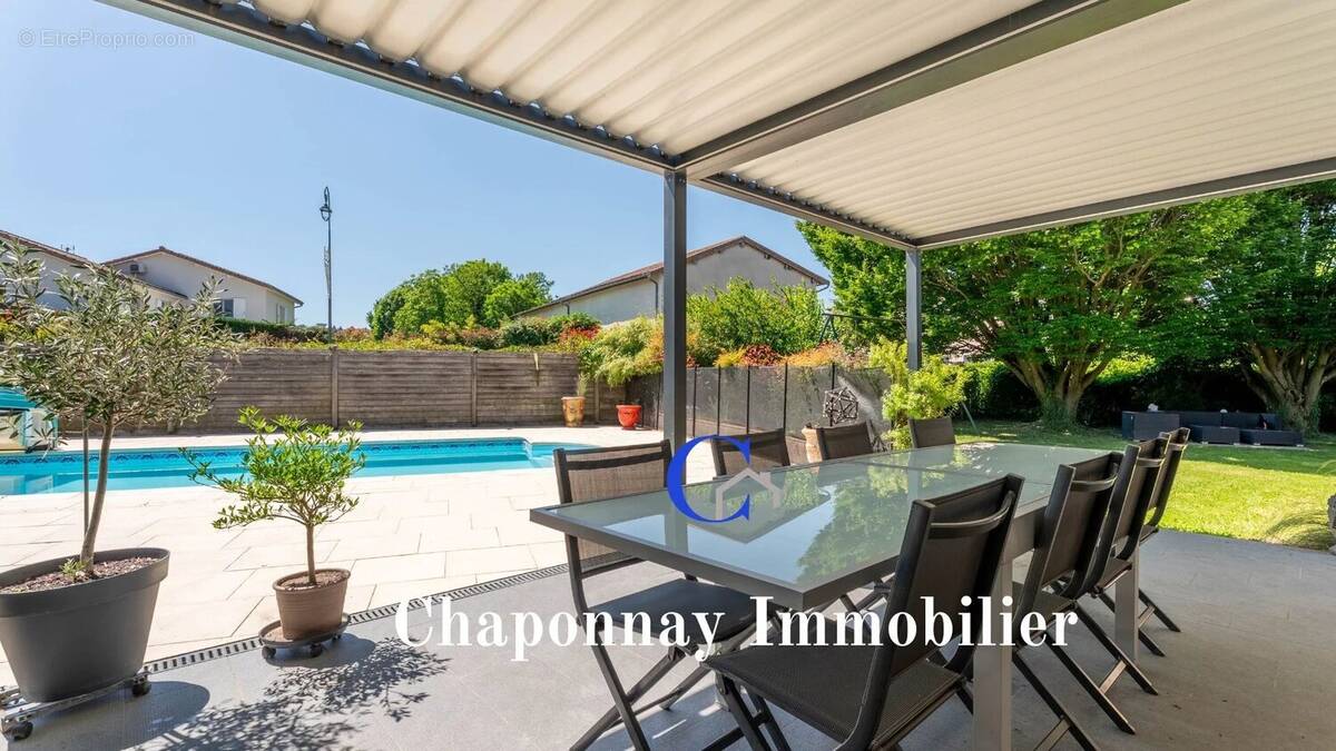 Maison à CHAPONNAY