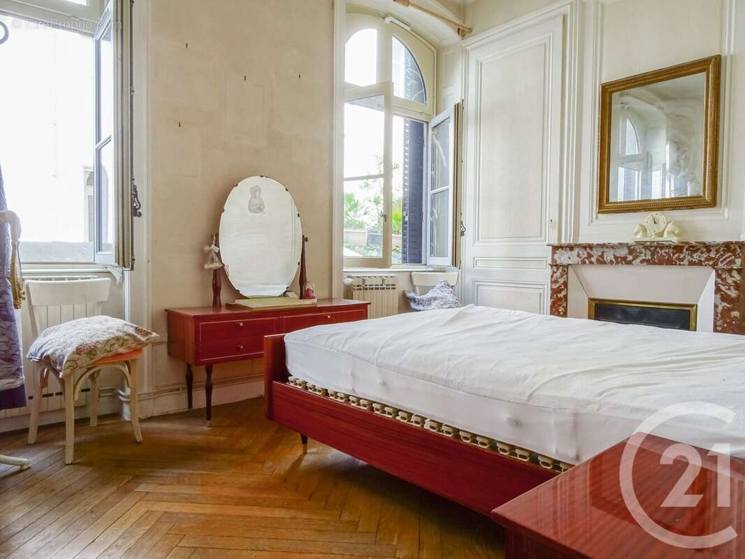 Appartement à LYON-1E
