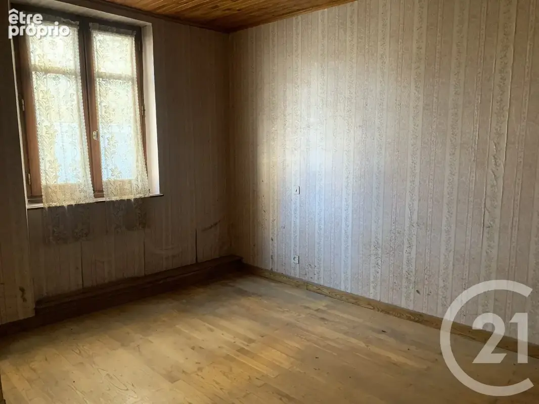 Maison 8 pièces 158 m² à vendre à Saint-Felicien (07410) - photo 7