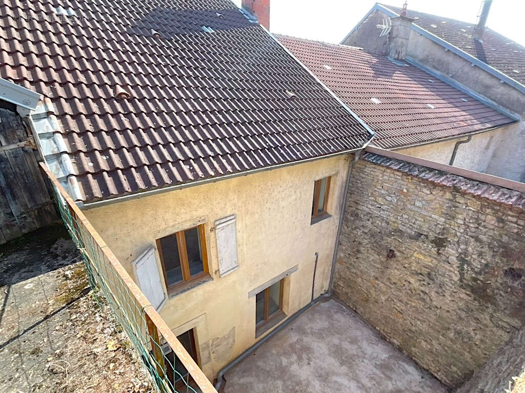 Maison Jussey 5 pièces 83m2 150m2 terrain - photo 8