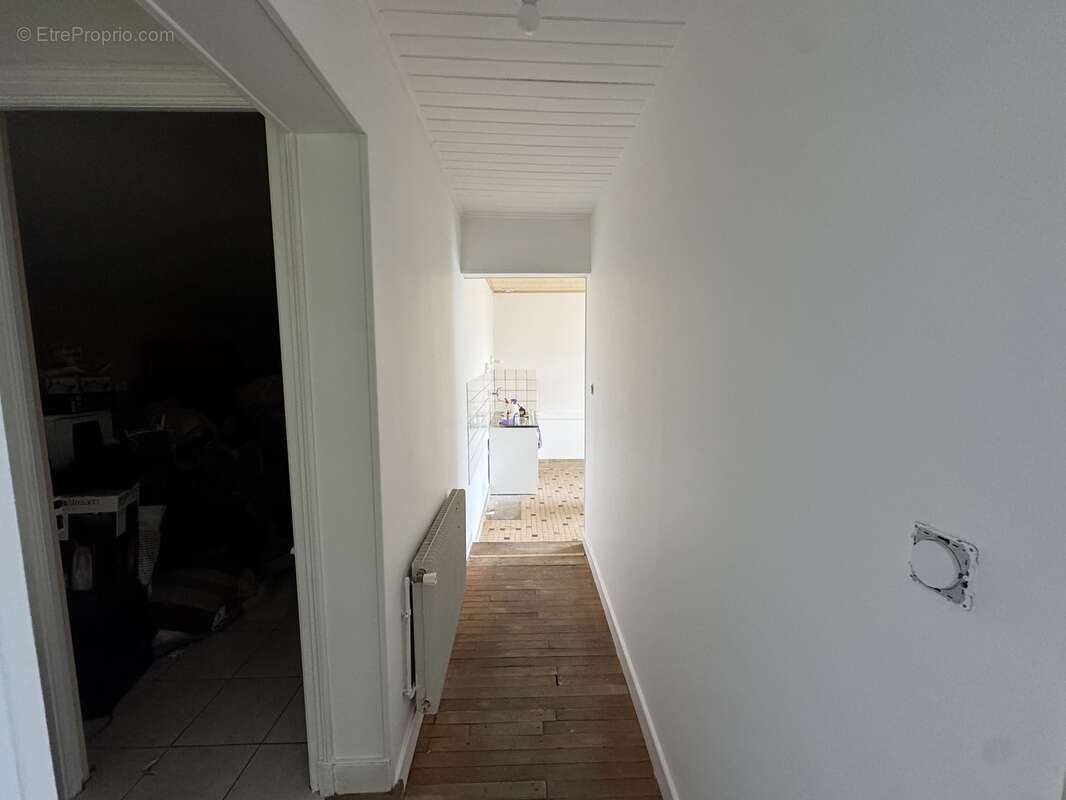 Maison à SAINT-PIERRE-DU-PALAIS