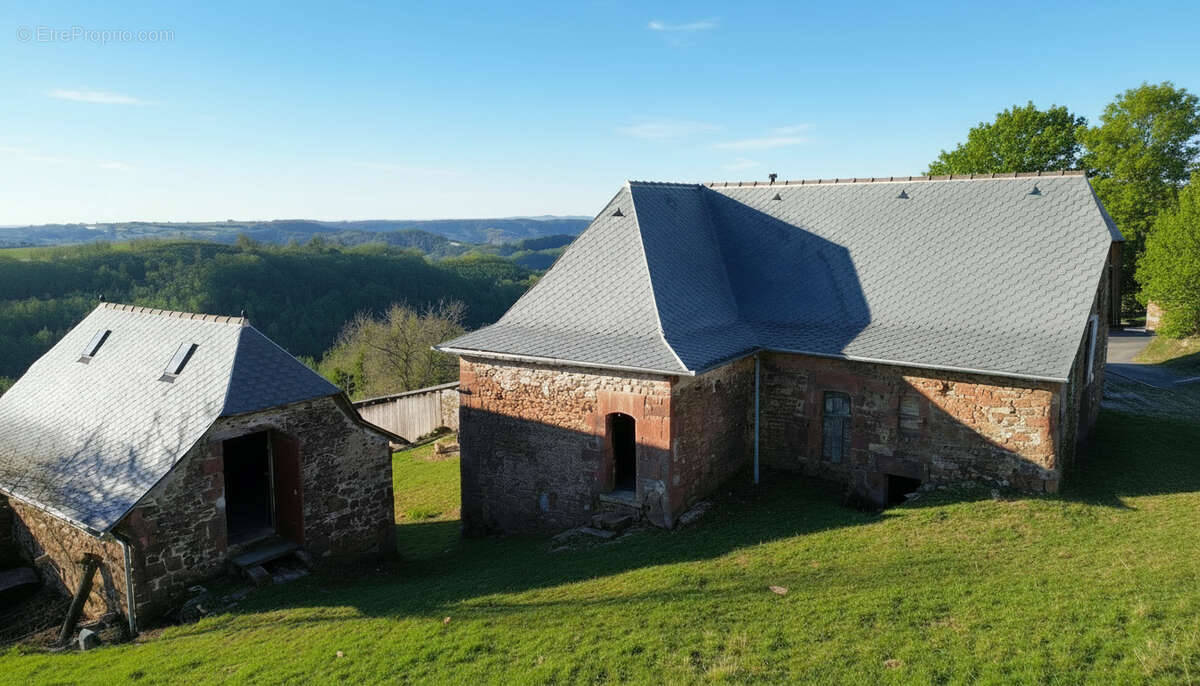 Ensemble en pierre, à rénover  avec terrain certifié AB  VILLECOMTAL - photo 5