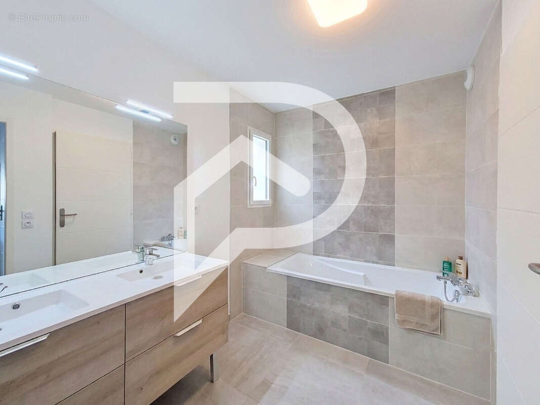Appartement à vendre Montelimar 4 pièce(s) 91 m2 - photo 10