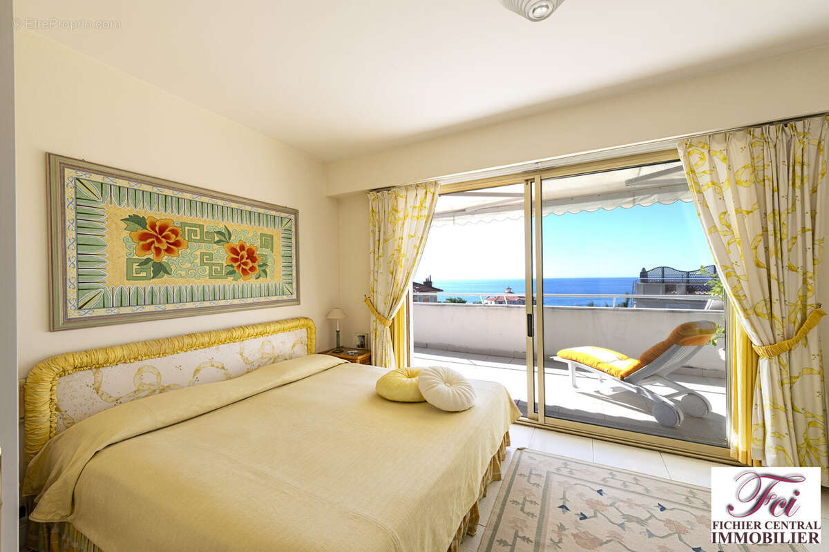 Appartement à MENTON