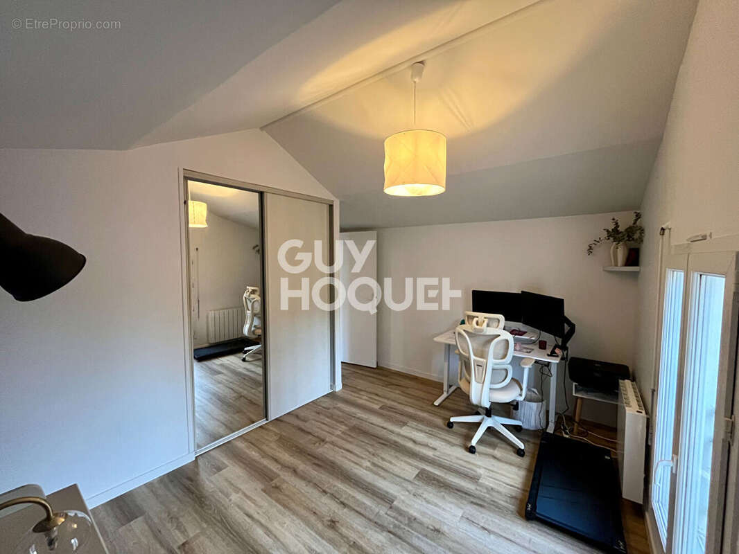 Maison à AIGREFEUILLE-SUR-MAINE