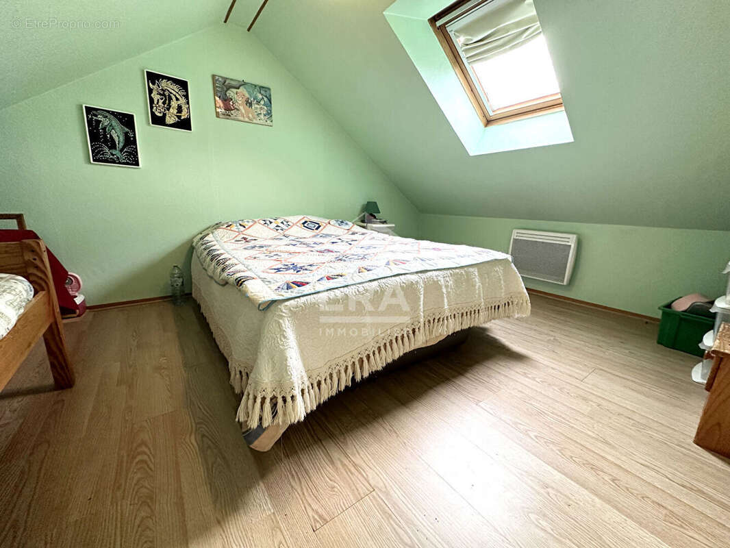 Maison à VILLENEUVE-LA-GUYARD