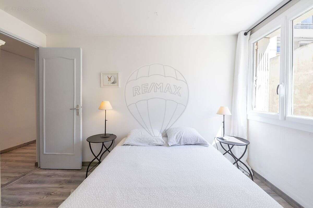 Appartement à MARSEILLE-7E