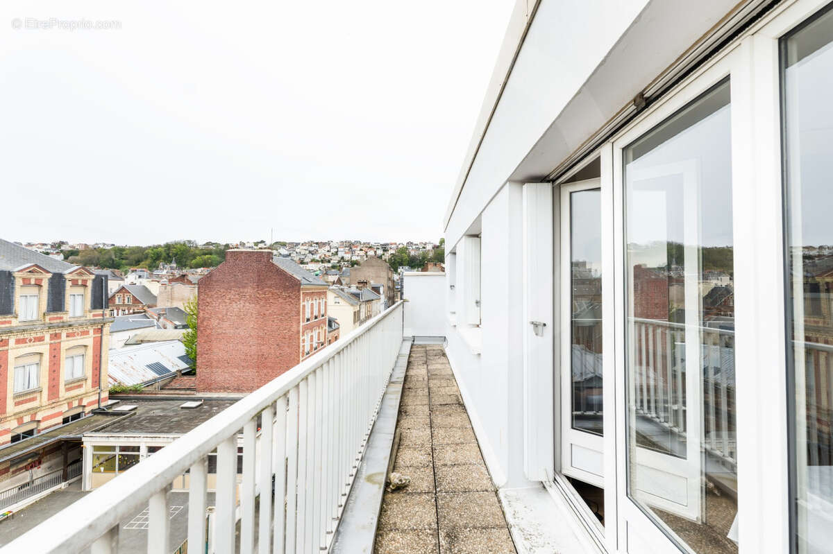 Appartement - 58m2 - secteur massillon - balcon - garage - photo 6