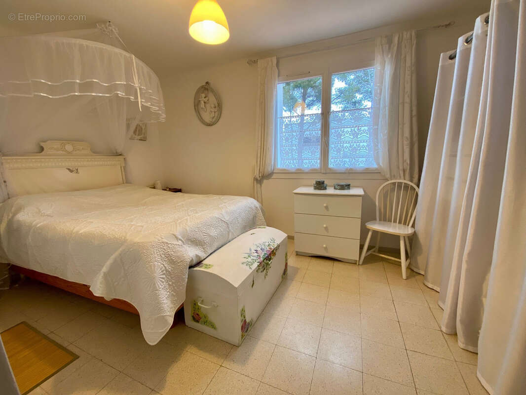 LA GRANDE MOTTE   Bel Appartement T3 de 60m2 avec un jardin de 20m2 à 2minutes de la MER! - photo 7
