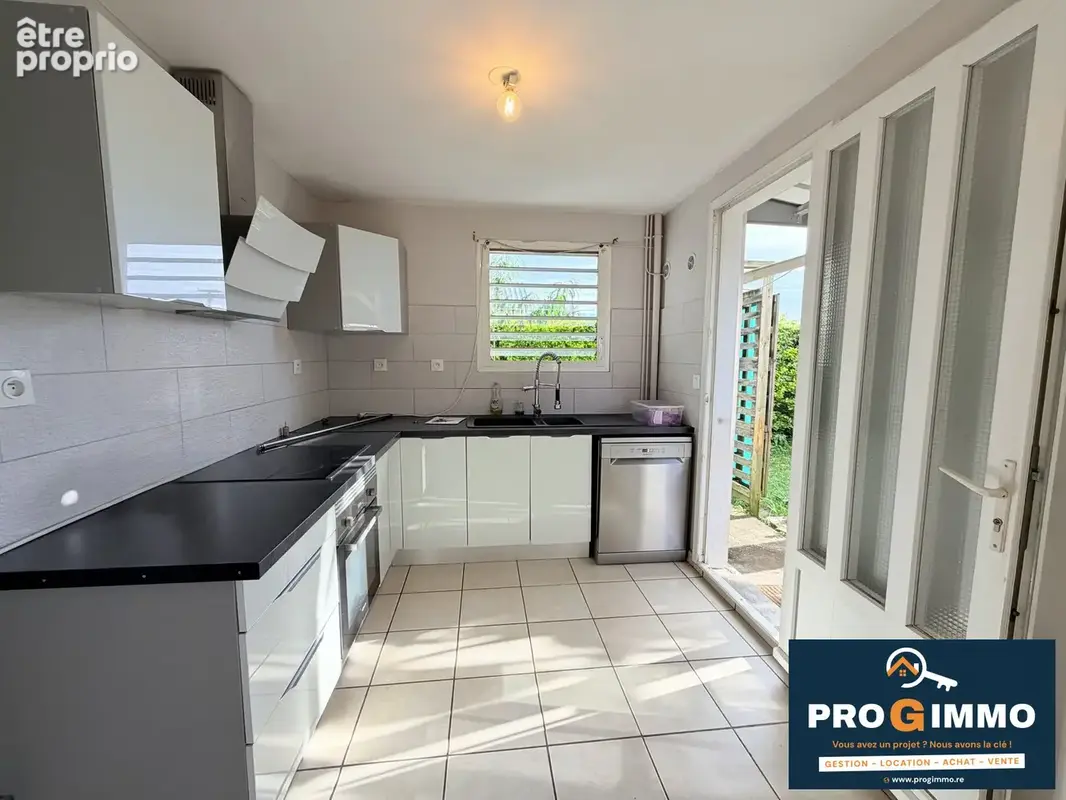 Maison 5 pièces 122 m² à vendre à Le Tampon (97430) - photo 3