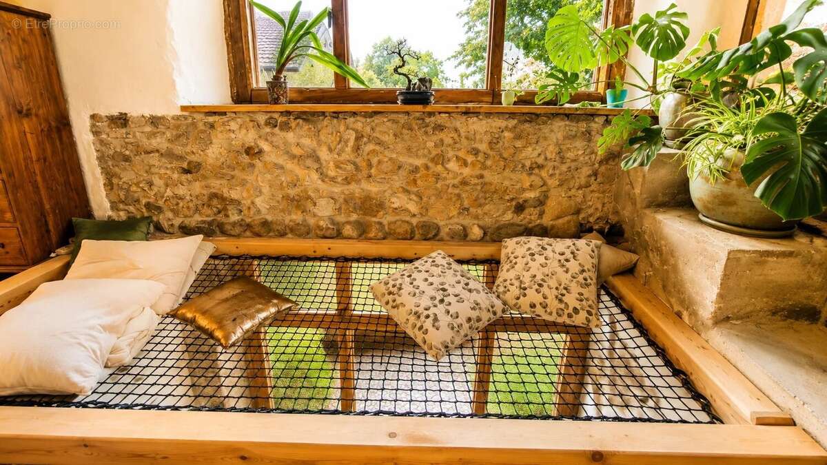 Maison de caractère 472 m² à Chens-sur-Léman - photo 4