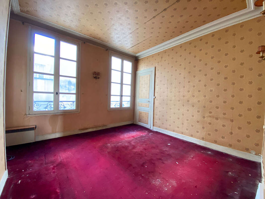 Appartement à PARIS-4E