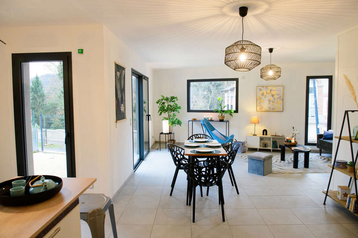 Maison à LA FOUILLOUSE