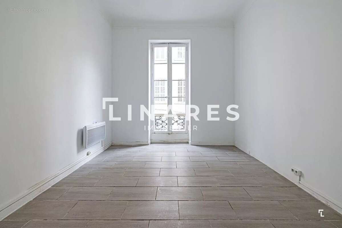 Appartement à MARSEILLE-1E