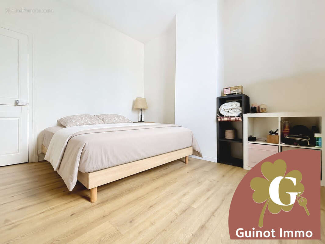 Chambre 1 - Maison à OURVILLE-EN-CAUX