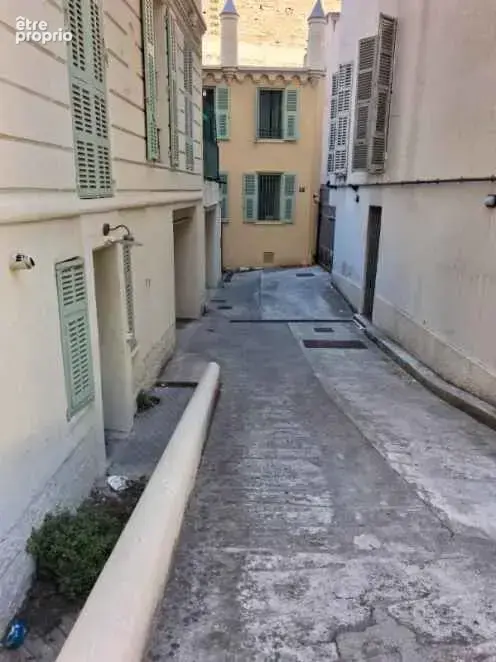 Parking à NICE