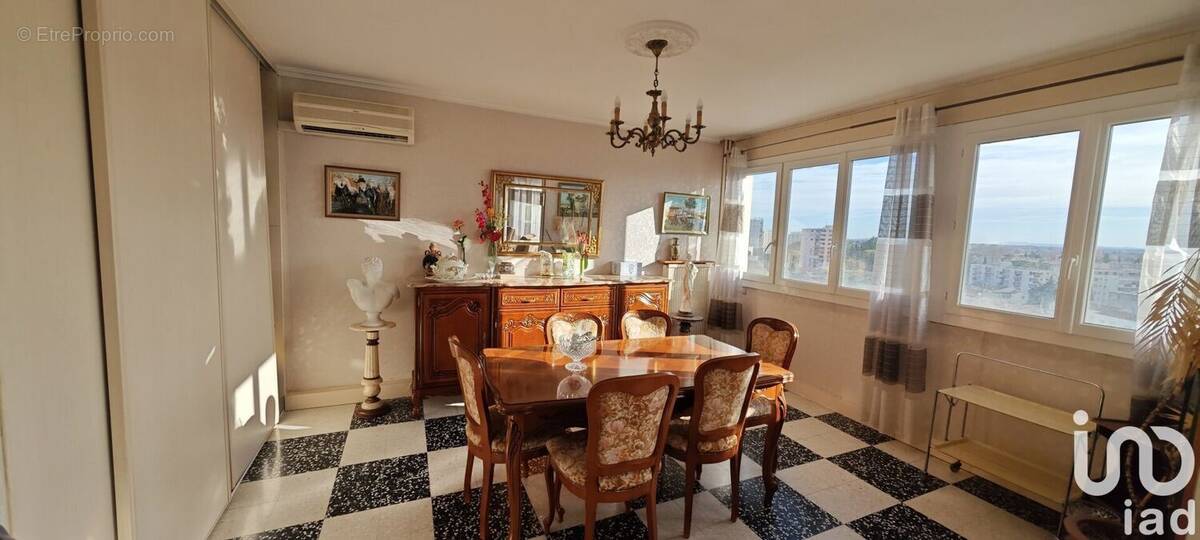 Photo 1 - Appartement à NIMES