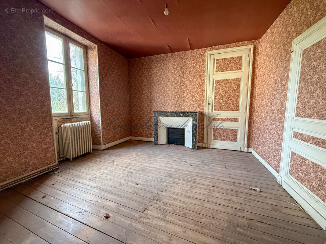 Appartement à CUBJAC