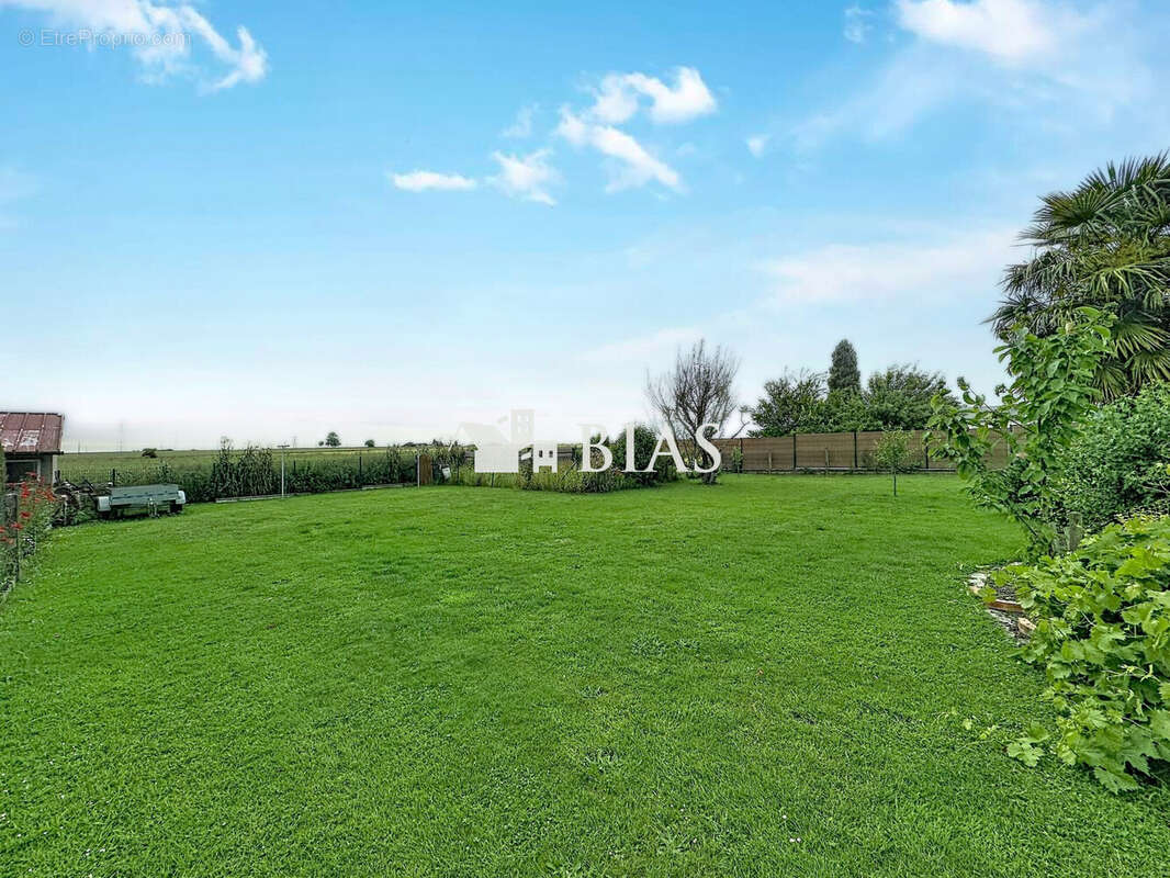 Maison 109 m² à Bourg-Achard  - photo 3