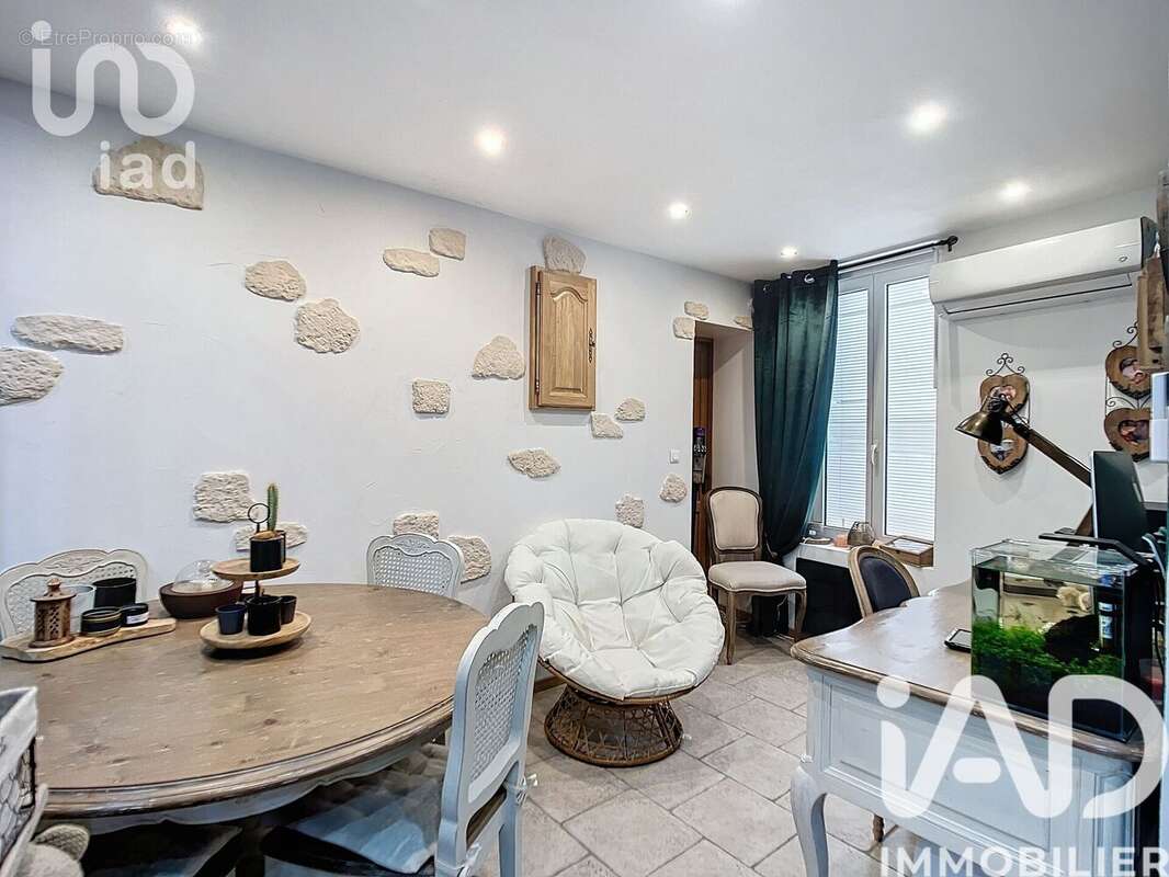 Photo 5 - Appartement à CONDE-SAINTE-LIBIAIRE