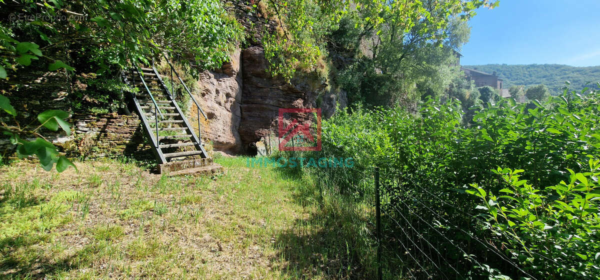 Maison à COMBRET