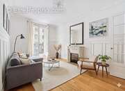 Appartement à PARIS-7E