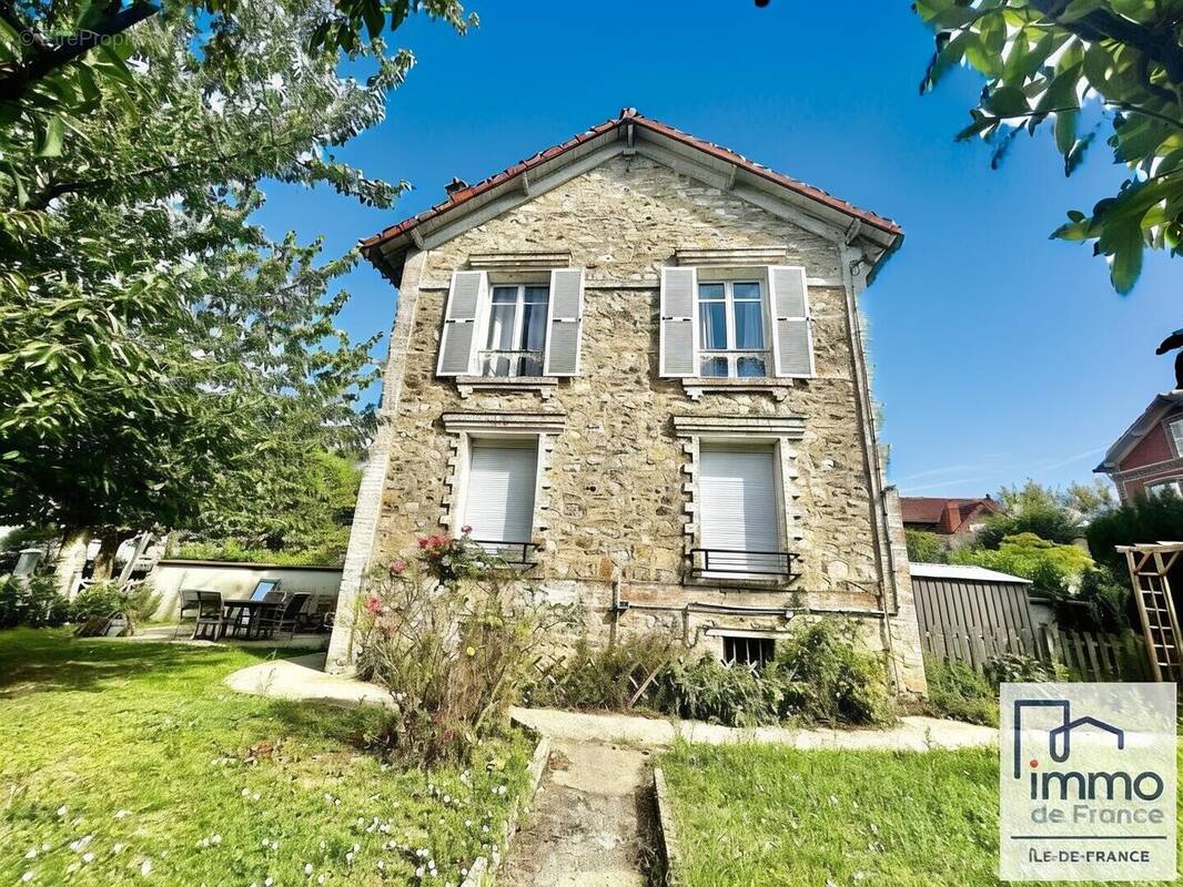 Maison à SOISY-SOUS-MONTMORENCY