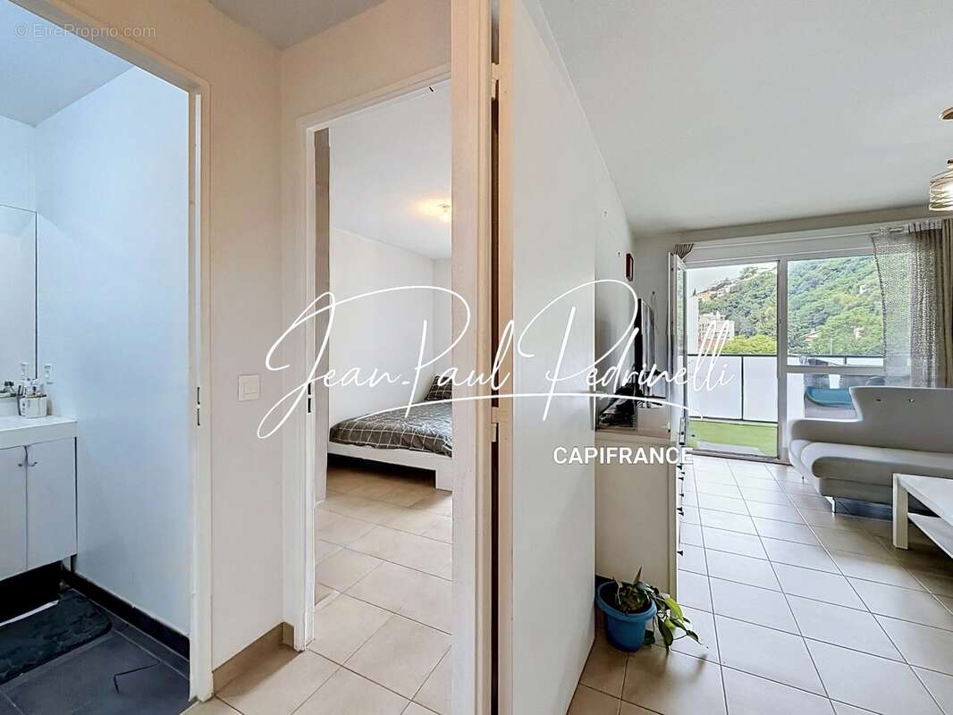 Nice Madeleine  - 2 km des plages - Appartement 2 pièces env 40 m² proche Universités Trotabas et Carlone – balcon - parking pri - photo 7